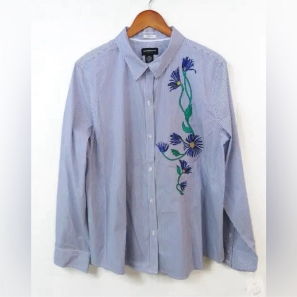 Liz Claiborne floral embroidered blue pinstripe button-up long sleeve top